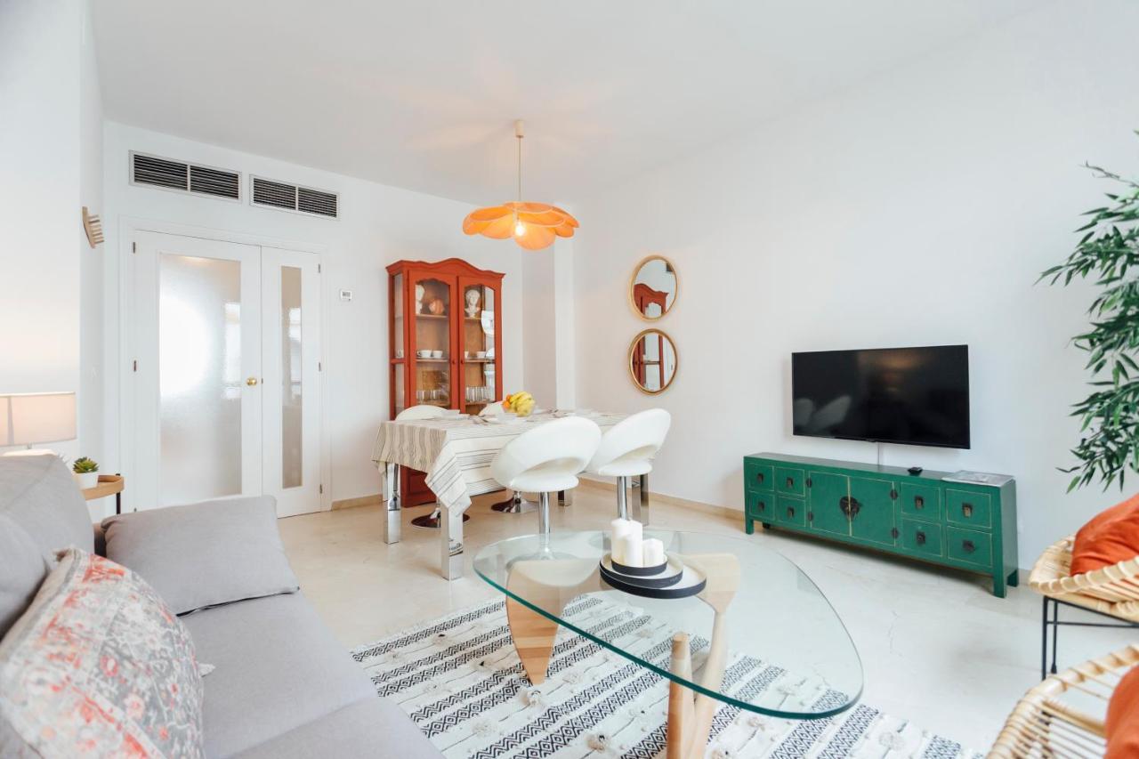 Reformed And Bright- 2Bdr 1Bth- Nervion Apartment Seville Exterior photo
